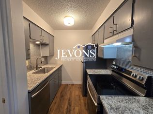 406 S 9th Ave, Yakima, WA 98902