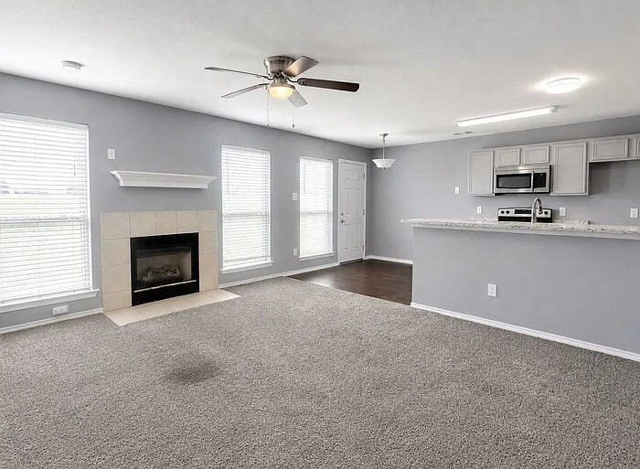 316 California Dr — Photo 2