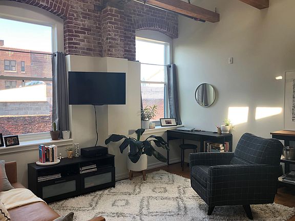 2nd image of 1133 N 4th St Unit 403