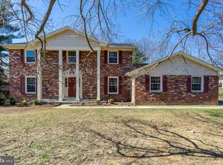 6501 Ursline Ct, Mc Lean, VA 22101