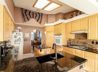 511 Calaveras Rd, Pinon Hills, CA 92372