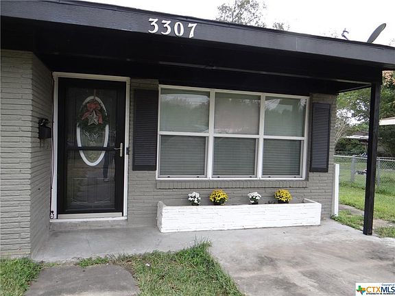 3rd image of 3307 Redwood Dr