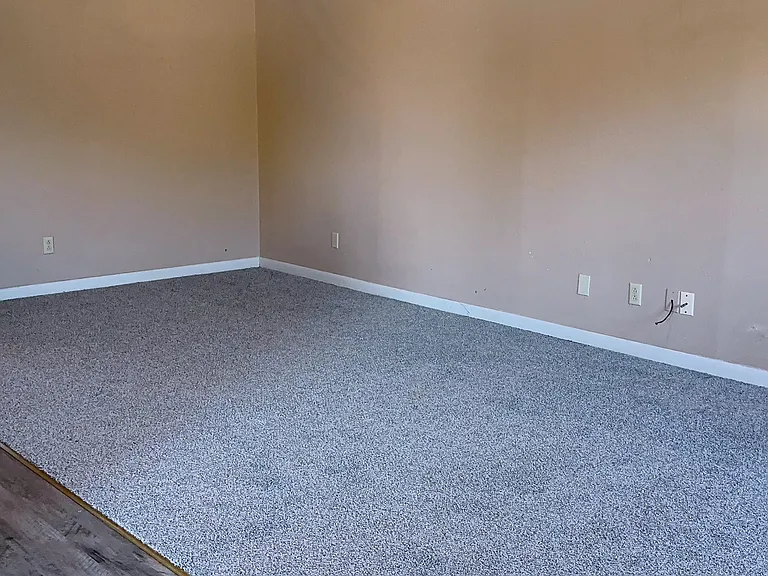 211 Jones St #10 — Photo 6