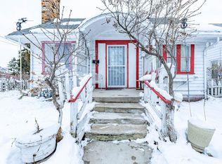 1820 Jenkinson Ct, Waukegan, IL 60085