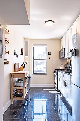 Rented by Highline Residential | media 12