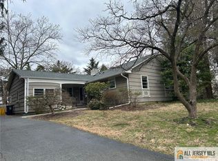 14 Forester Dr, Princeton, NJ 08540