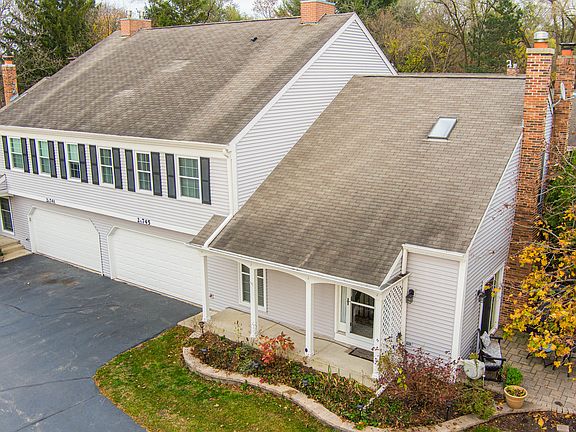 4th image of 2S745 Grove Ln #2S745