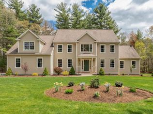 4 Catalpa Ln, Mendon, MA 01756