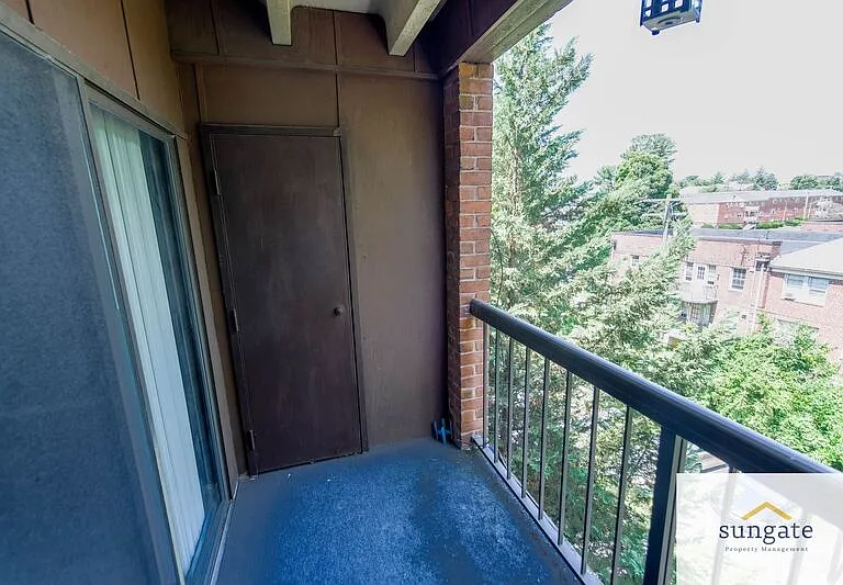 6711 Park Heights Ave #410 — Photo 35