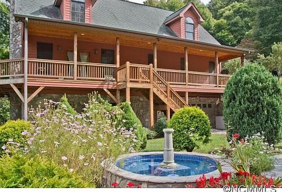 3rd image of 433 Julia Ln