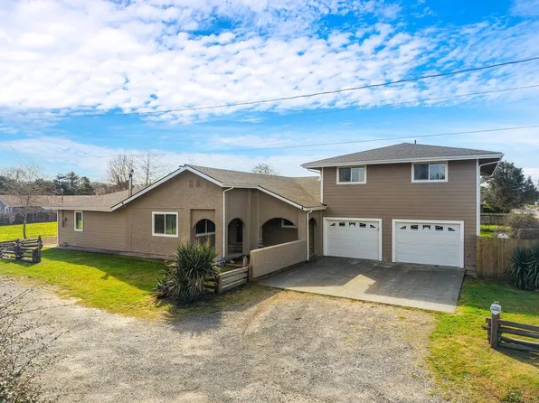 344 Joaquin St, Crescent City, CA 95531