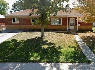 1540 Phoenix Ct, Thornton, CO 80229