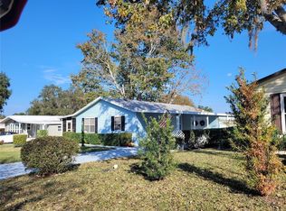 1146 Paradise Dr, Lady Lake, FL 32159