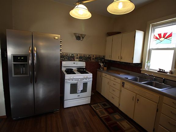 4th image of 015 South St