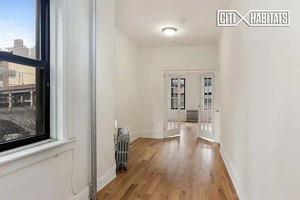 Rented by Citi Habitats | media 34