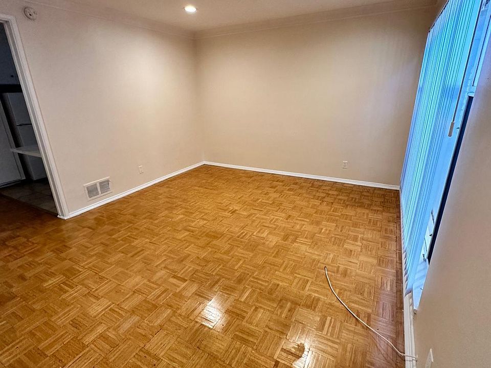 1st image of 656 S Cochran Ave APT 3