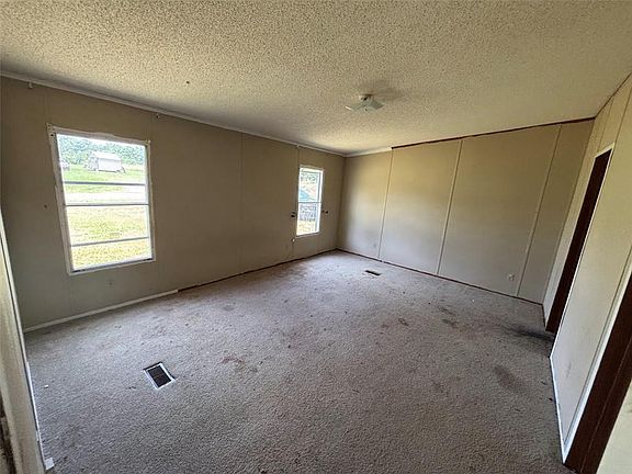 5th image of 300 Paul Jordan Rd