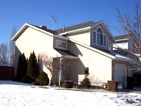 2nd image of 728 S Hanover Dr