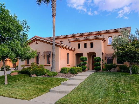 3rd image of 1706 Palomares Way