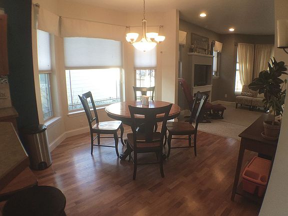 3rd image of 4691 Shadowglen Dr