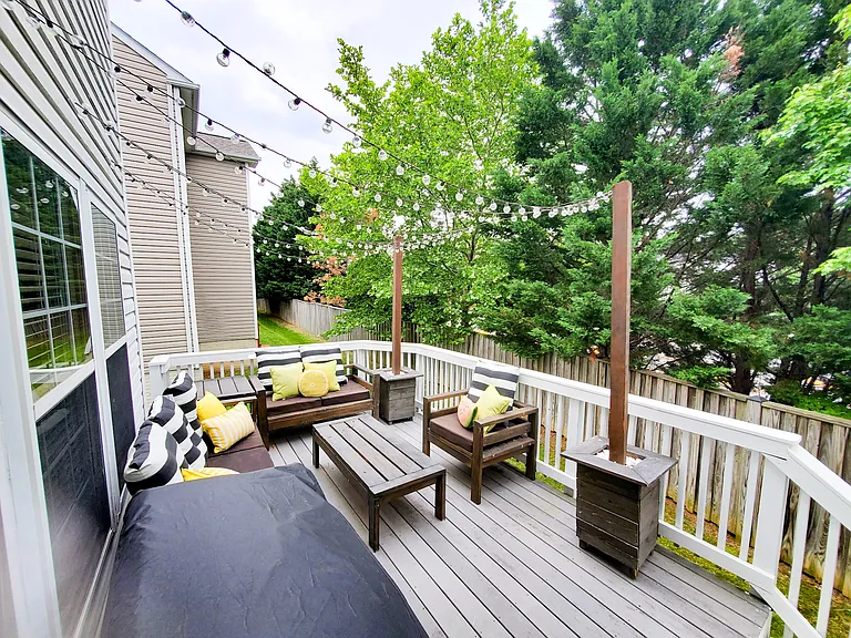 Deck-2