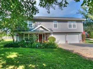 16011 E Gentry Rd, Kearney, MO 64060