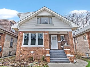 1181 S Kenilworth Ave, Oak Park, IL 60304