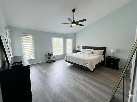 352 Bristol Ln — Photo 6
