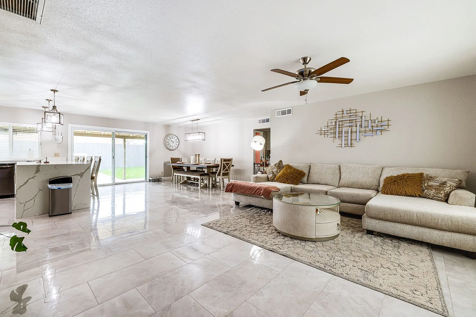 3 bed, 2.0 bath, 1442 sqft, $10,066 — Photo 2