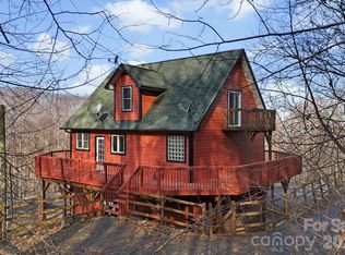 11 Roberts Dr, Swannanoa, NC 28778