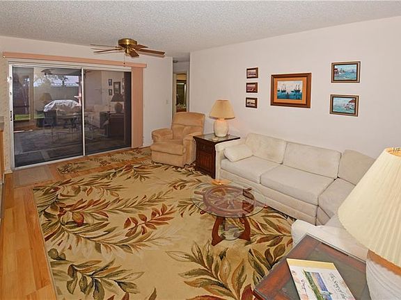 2nd image of 13390 Hacienda Dr