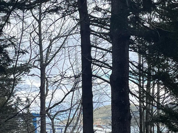 217 Seawall Road Road, Southwest Harbor, ME 04679
