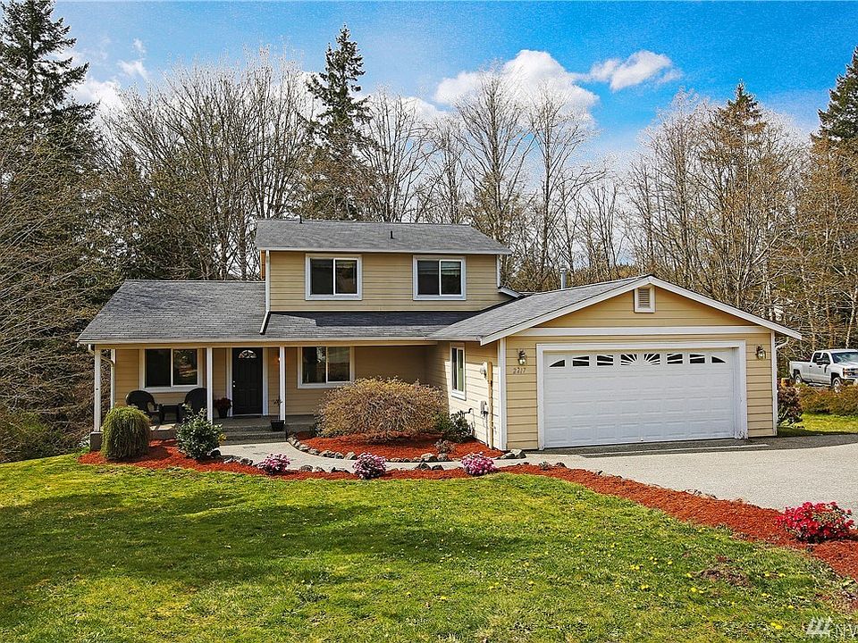 1st image of 2217 NE Thistle Ct