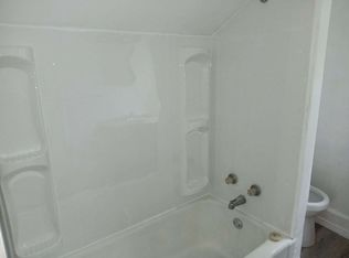 421 5th St, Findlay, OH 45840