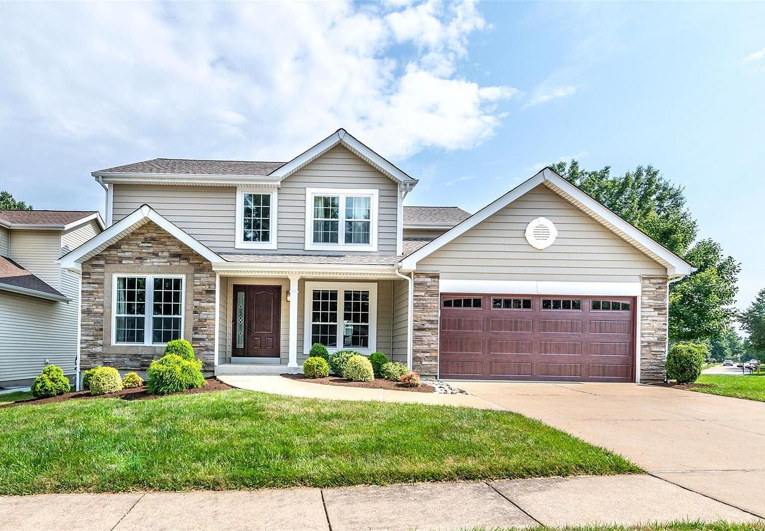 303 Ridge Oak Ct, Ballwin, MO 63021 Zillow