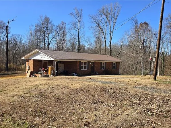282 Elon Dr, Reidsville, NC 27320