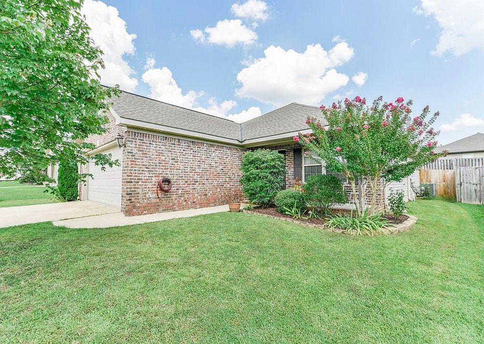 2nd image of 12725 Mill Creek Dr