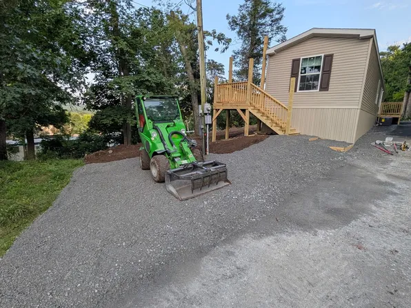 13708 Main St, Fort Loudon, PA 17224