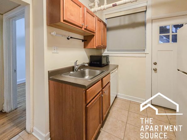 2216 W Foster Ave #1