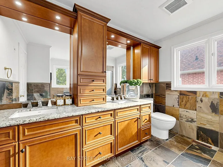 98 Brookeview Dr — Photo 30