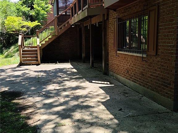 2nd image of 5950 Lynnaway Dr