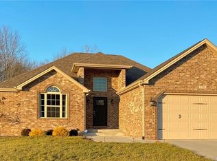 130 W Marion Dr, Hanover, IN