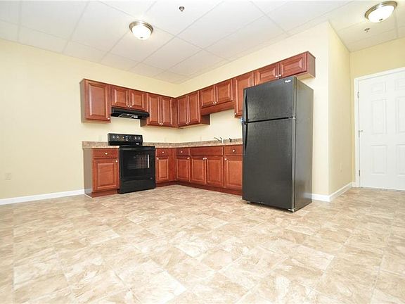 2nd image of 17 E Belvidere St #301