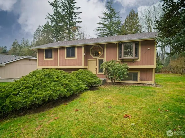 1240 NE Magnum Court, Bremerton, WA 98311