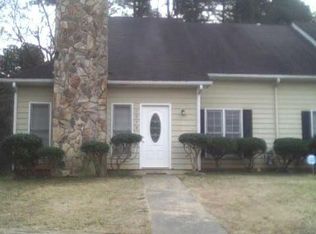 1049 Whitfield Ct SE, Smyrna, GA 30080