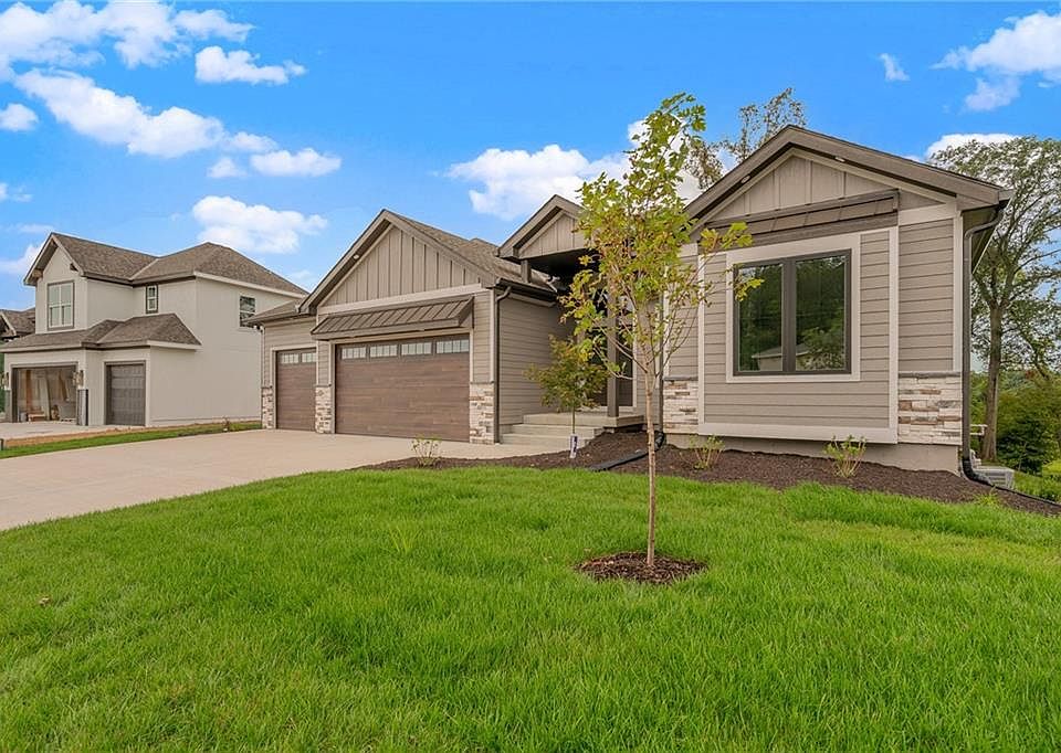1st image of 5782 NW Black Oak Ct