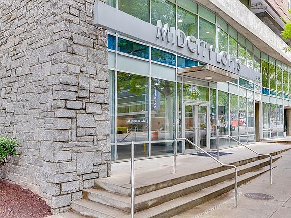 3rd image of 845 Spring St NW Unit 127