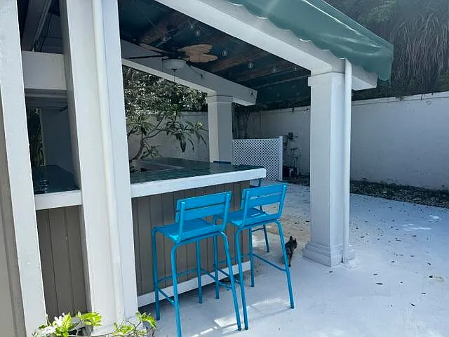 112 E Coral Fish Ln — Photo 36