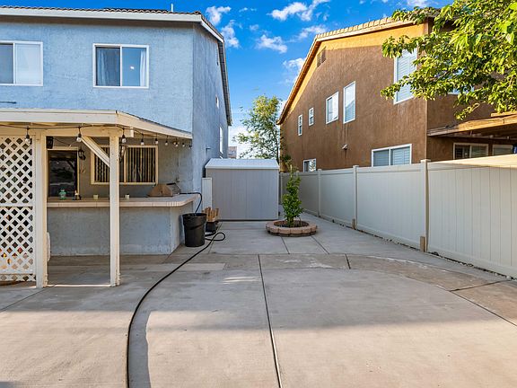 3rd image of 5658 Kingman Dr