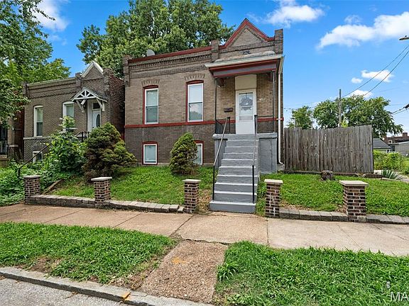 2nd image of 4717 S Compton Ave